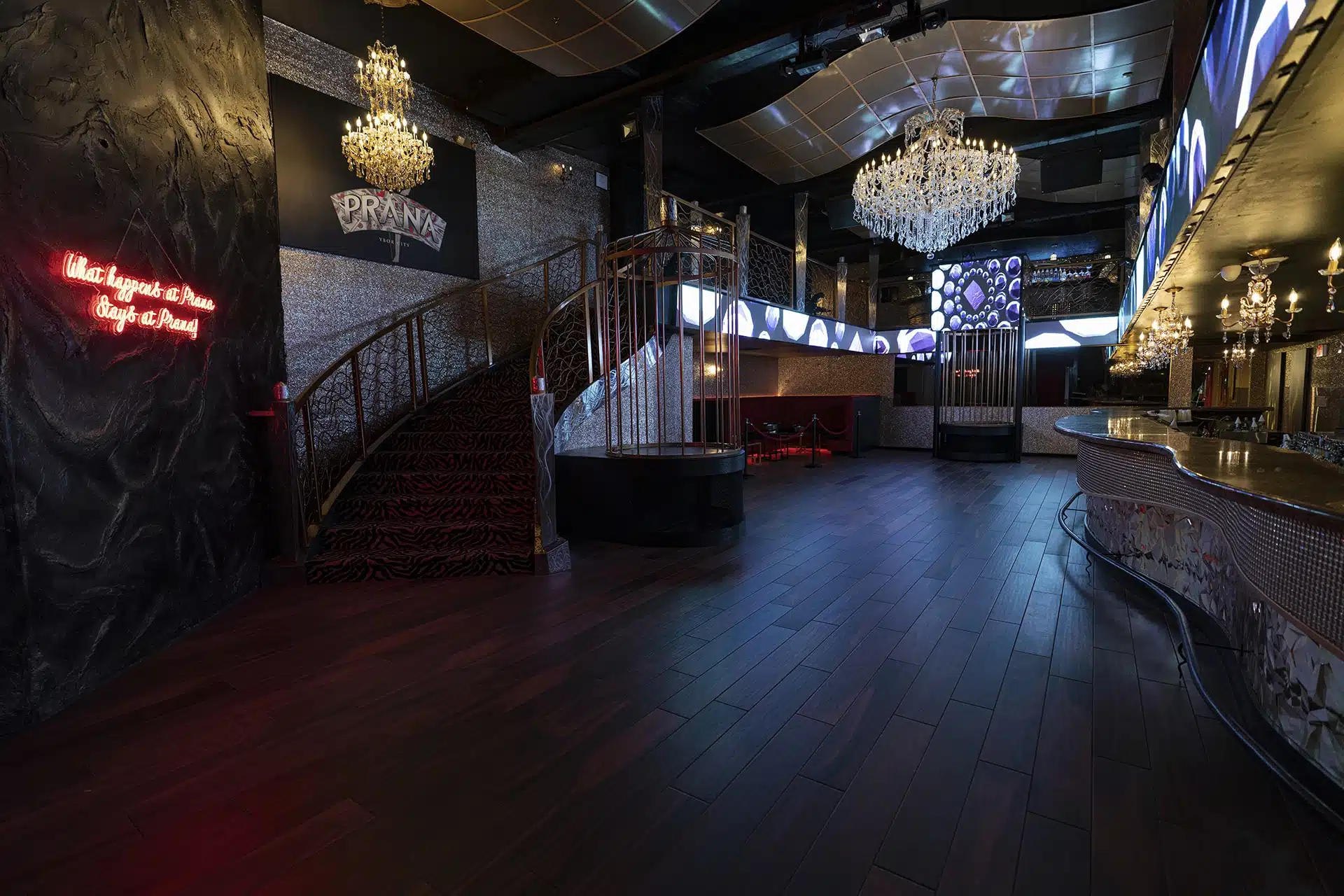 Bar photo 2